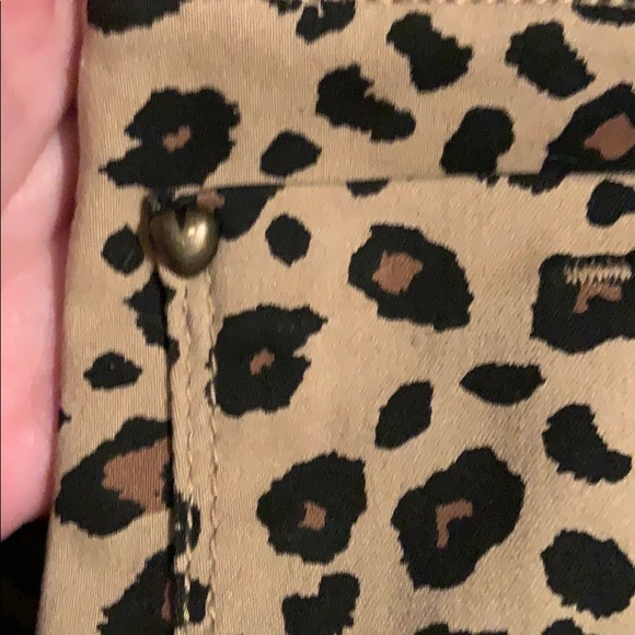 Leopard Toddler Jeggings - Picture 6 of 7